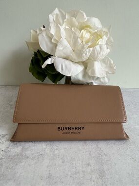 Burberry Tan Soft Leather Eyewear Case